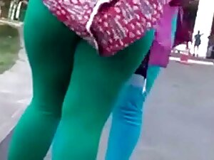 Fucksロシアの彼女のフロントの彼女の ...