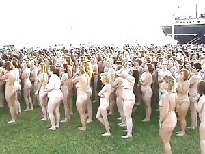 愛人は女の子を縛り、膣を舐めさせる 鈴木 ...